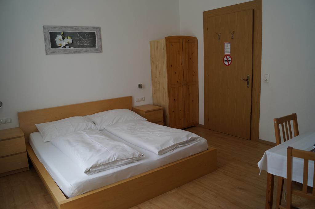 Hotel "Wilder Mann" Linz Luaran gambar